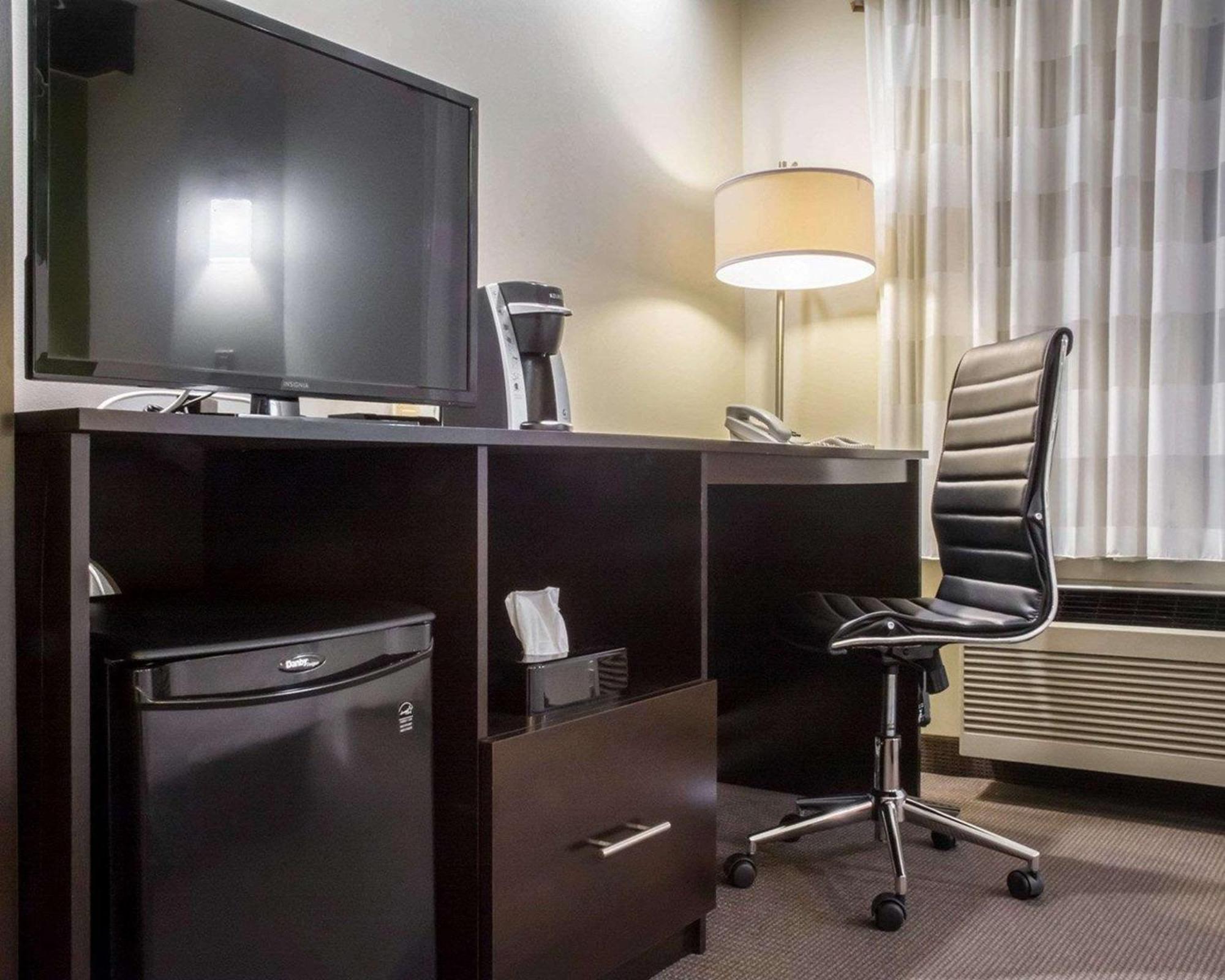 Sleep Inn Bracebridge Eksteriør billede